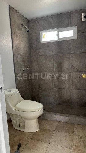 Rcr-1432 Casa En Renta En Colinas Del Rey