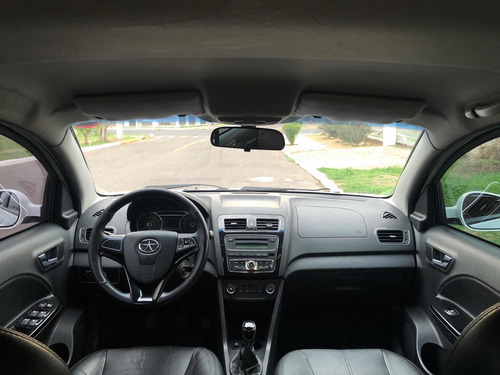 Imagem 10 de 12 de Jac J3 Turin 2014 1.4 16v 4p