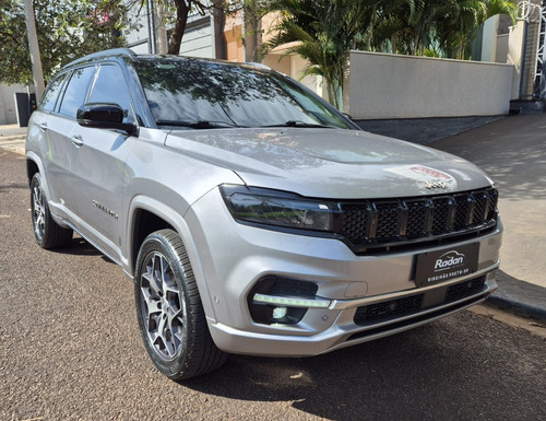 Jeep Commander 2.0 Overland 4x4 Aut. 5p