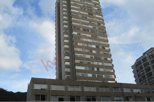 Vendo Excelente Apartamento En Exclusivo Sector Del Norte De Bogotá, Colombia,-7511