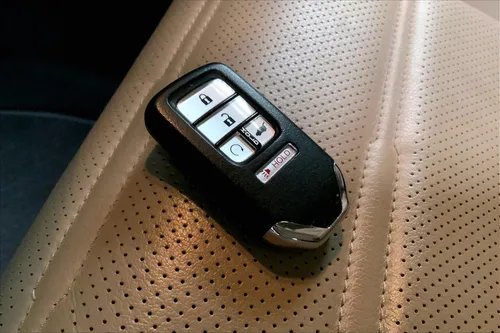 Honda CR-V 5 PTS. TOURING, TURBO, L4, 1.5T. 188 HP, CVT, PI