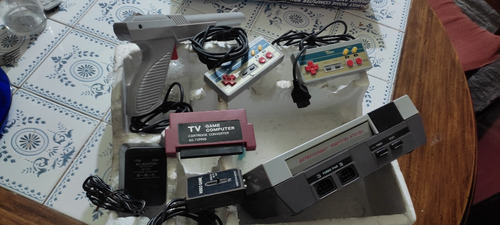 Antigua Consola De Videojuegos Completa Con Su Caja Original (Usado)