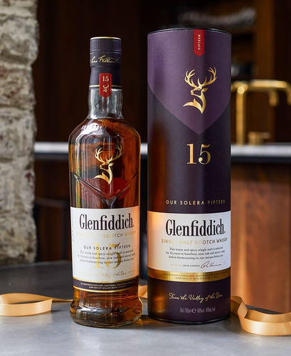 Imagen 4 de 7 de Whisky Glenfiddich 15 Años Single Malt 750ml En Estuche