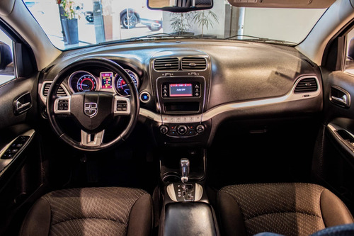 Imagen 7 de 15 de Dodge Journey 2.4n Se At 7 As 142.000km 2013 Blanco