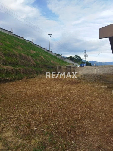 Imagen 15 de 18 de Venta De Casa En Obra Gris En Canaima Ii
