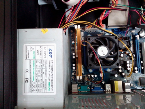 Imagen 6 de 6 de Computador De Escritorio En Muy Buen Estado