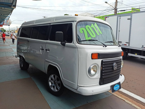 Volkswagen Kombi 1.4 Mi Std Lotação 8v Flex 3p Manual