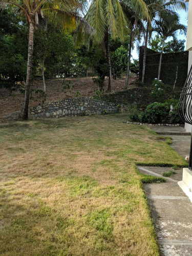 Imagen 8 de 13 de A La Venta Casa 2 Dos Niveles, En Santiago De Los Cabellos