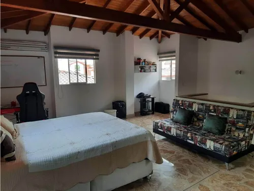 Casa Amoblada En Arriendo Poblado Los Naranjos