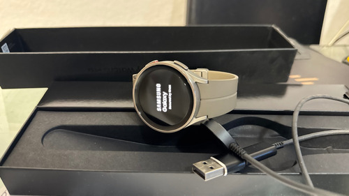 Reloj Samsung Galaxy Watch 5 Pro Impecable Gray Titanium Lisa Gris Titanio (Usado)