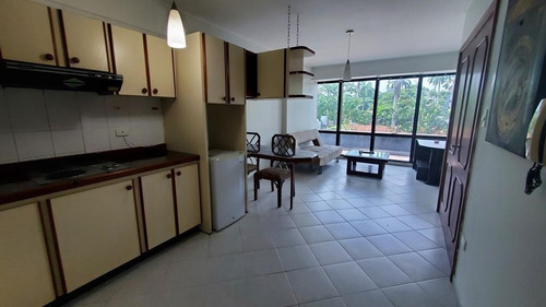 Imagen 4 de 14 de Apartamento En Venta Av Bolivar Barcelona Suite