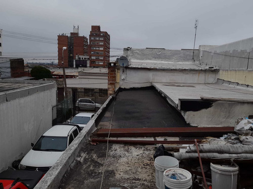 Imagen 1 de 5 de 1217 Venta Casa C/cancha De Futbol 5 Paso Molino
