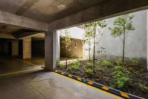 Edificio Av. Américo Vespucio (1 Est.) Vista Norte Piso 7