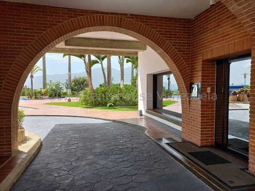 Ana Torres. Apartamento En Venta 24-283 En Lomas Del Mirador