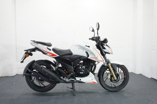 Imagen 2 de 22 de Moto Naked Tvs Rtr 200 Carburada Nuevo Modelo