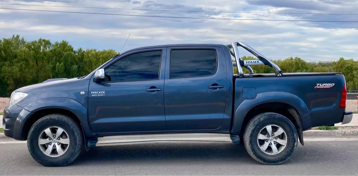 Toyota Hilux 3.0 I Srv Cab Doble 4x2 (2009)