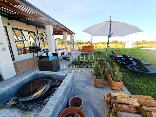 Sólida Y Soleada Casa 3d2b, En Condominio, Libuy, Ñuble.