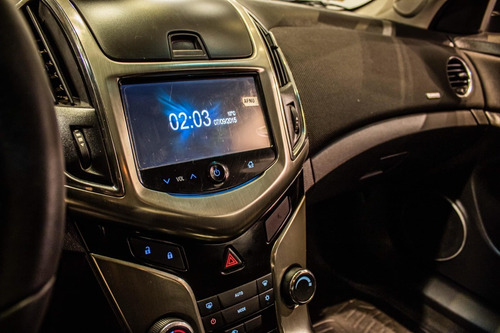 Imagen 9 de 14 de Chevrolet Cruze Lt 1.8n 63.000km 2016 Negro