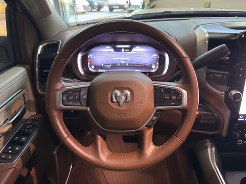 RAM 2500 Laramie 6.7 4X4