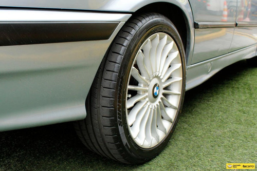 BMW Serie 3 2.5 325i E36
