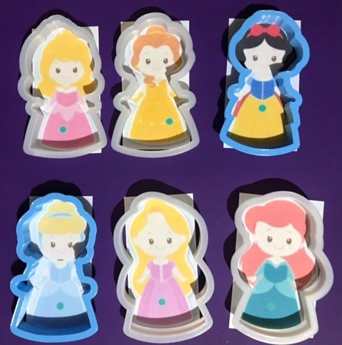 Kit 6 Cortadores De Galletas 10cm Princesas 