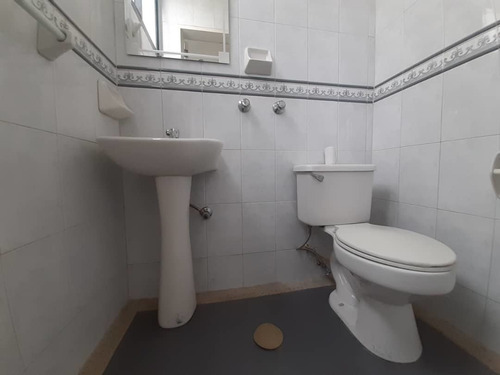 Imagen 11 de 18 de Vendo Apto 106m2 3h/2b/1p Colinas De Bello Monte 7721