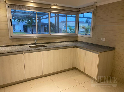 Imagen 29 de 30 de Casa - Santa Juana - Canning - Esteban Echeverria - Venta - Alquiler Temporal