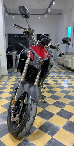 Imagen 7 de 15 de Beta R 310 Monobrazo