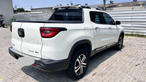 Fiat Toro 2.0 Volcano 4x4 Aut. 4p