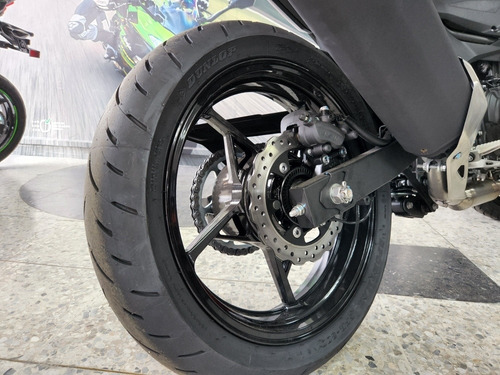 Imagen 7 de 17 de Kawasaki Z400