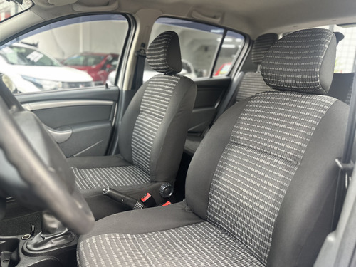 Renault Sandero 1.0 16v Expression Hi-flex 5p