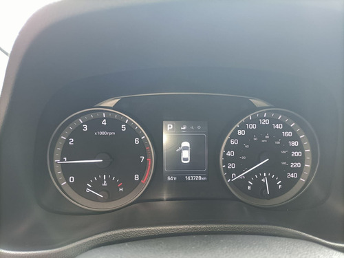 Imagen 2 de 13 de Hyundai Elantra 2018 2.0 Gls Premium At