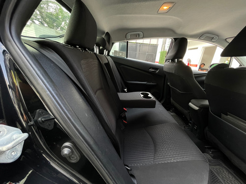 Toyota Prius 1.8 Base Cvt