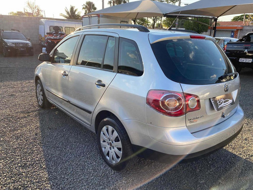 Imagem 7 de 10 de Volkswagen Spacefox 2009 1.6 Plus Total Flex 5p