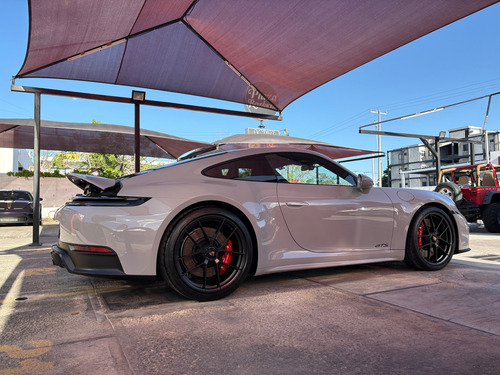 Porsche 911 Carrera Gts 2025