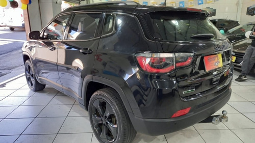 Imagem 3 de 9 de Jeep Compass Night Egl