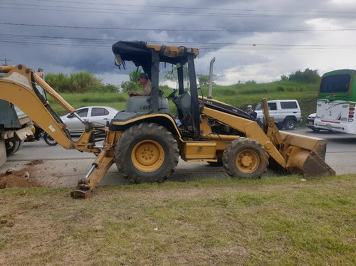 Venta Retroexcavadora Caterpillar 420d - Modelo 2006