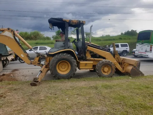 Venta Retroexcavadora Caterpillar 420d - Modelo 2006