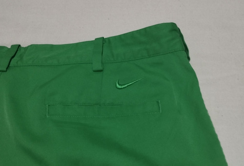 Bermuda Nike Talla 36 Color Verde (Usado)