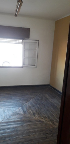Venta Casa Esquinera 2 Dormitorios En Maldonado