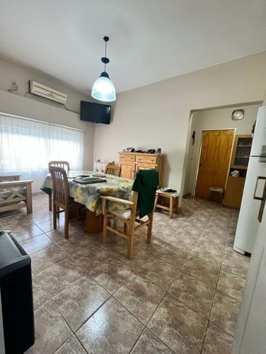 Casa En Venta En Parque Avellaneda