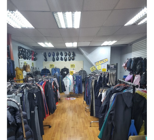 Amplio Y Céntrico Local Comercial En Ancud