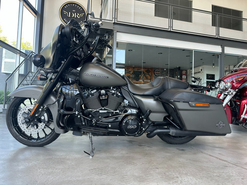 Harley Davidson Street Glide Special 114