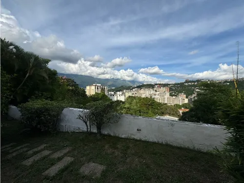 Se Alquila Casa 1000m2 Valle Alto 5301