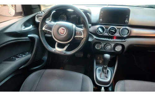 Fiat Cronos 1.8 E.TORQ FLEX PRECISION AT6