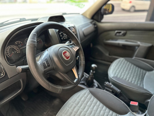 Fiat Strada 1.8 16v Adventure Ce Flex 2p