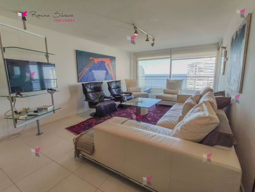 Apartamento En Venta En Playa Brava, Punta Del Este- Ref: 9491