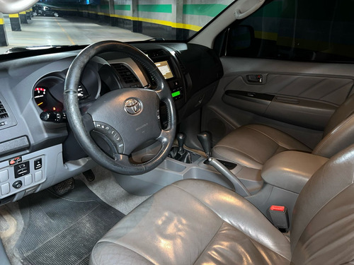 Toyota Hilux 3.0 Srv Cab. Dupla 4x4 Aut. 4p
