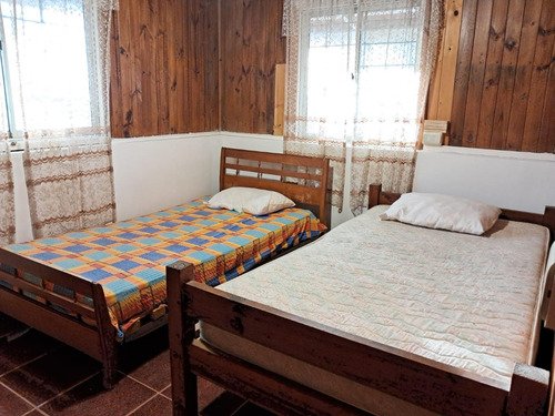 Cómoda Casa En Pichilemu, Sector Infiernillo