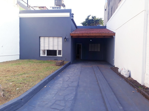 Imagen 4 de 18 de Venta Amplia Casa Cinco Ambientes Sobre Lote De 295 M² Jardin Patio Terraza 3 Cocheras